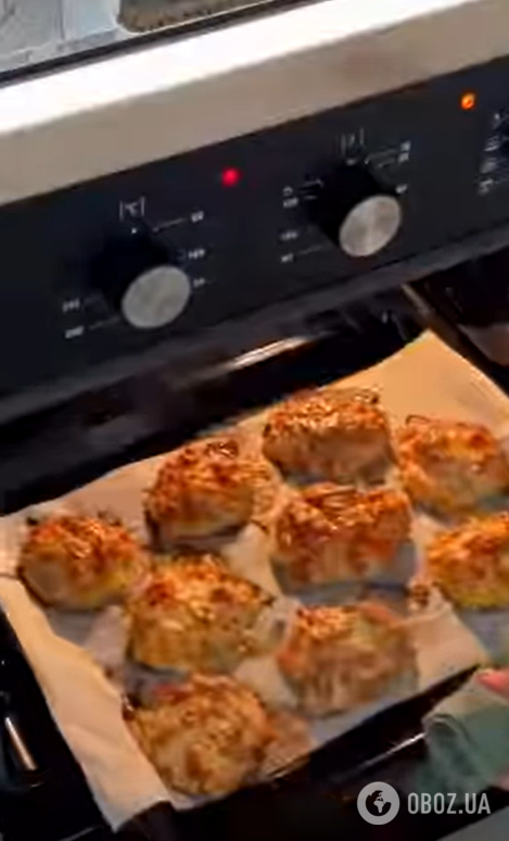 Сочные куриные котлеты в духовке: добавьте кукурузу и много сыра