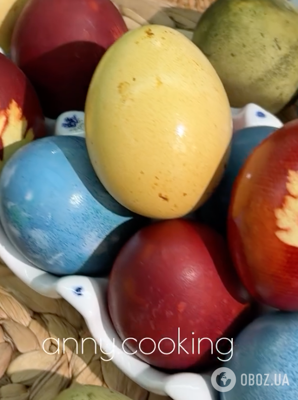 Як пофарбувати великодні яйця куркумою: ділимося технологією