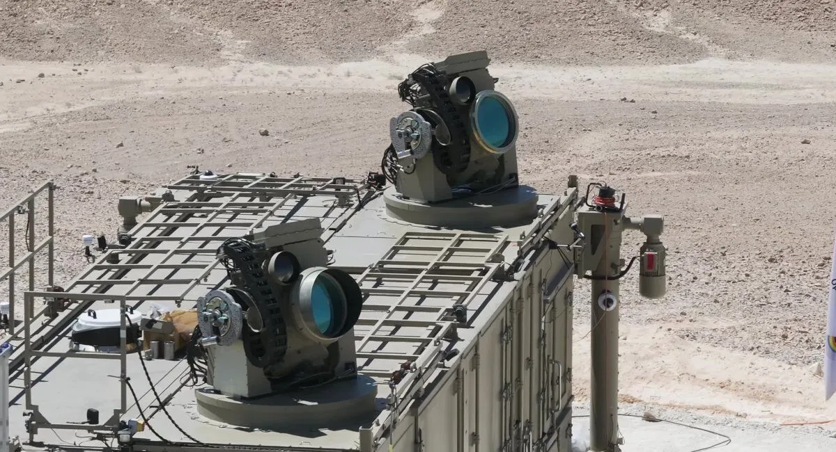 Израиль задействовал лазерную систему ПВО Iron Beam для отражения ракетных атак: что о ней известно. Видео