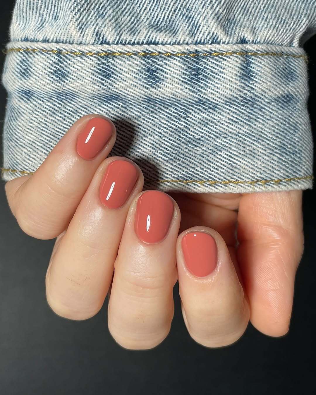 Вечная роскошь: какой маникюр выбрать этой весной, чтобы выглядеть дорого