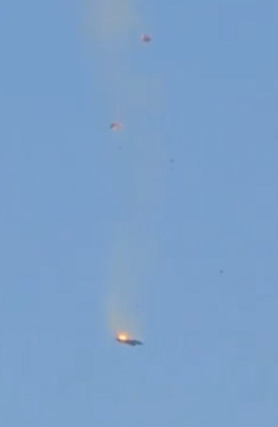 У Кувейті розбився американський винищувач F-15: момент катастрофи потрапив на відео