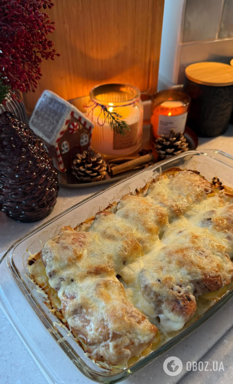 Соковита курка з картоплею в духовці: вийде ситно і смачно