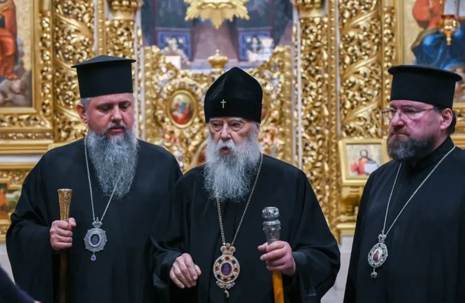 "Зупинилося серце": на 98-му році життя помер патріарх Філарет