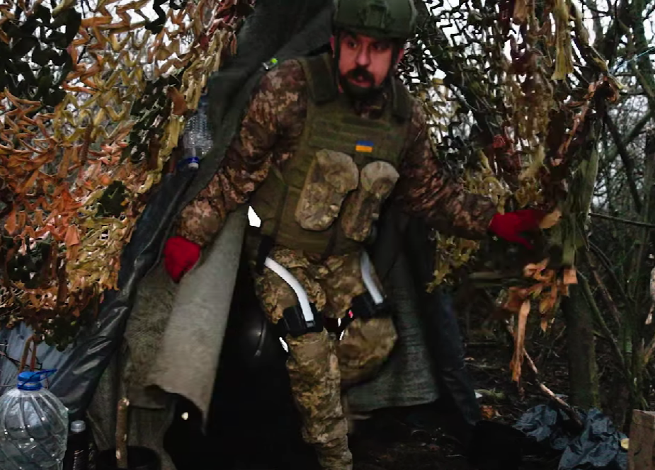 "Не фантастика, а реальность": украинские десантники тестируют экзоскелеты для переноса тяжелых снарядов. Видео