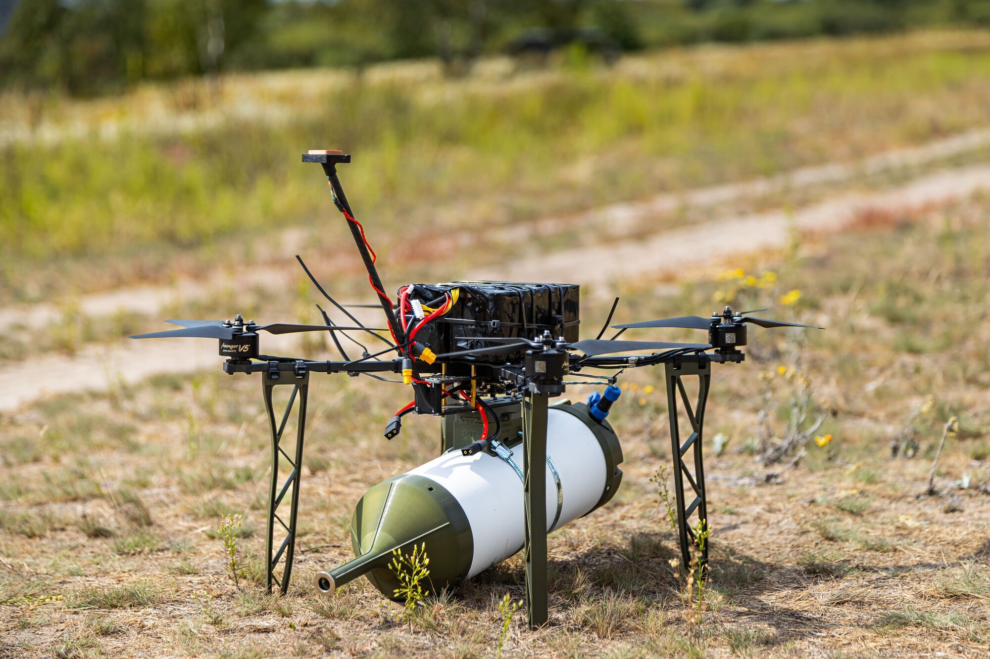 Не обошлось без оптоволокна: стало известно каким FPV-дроном поразили российский Ка-52 в Донецкой области. Видео