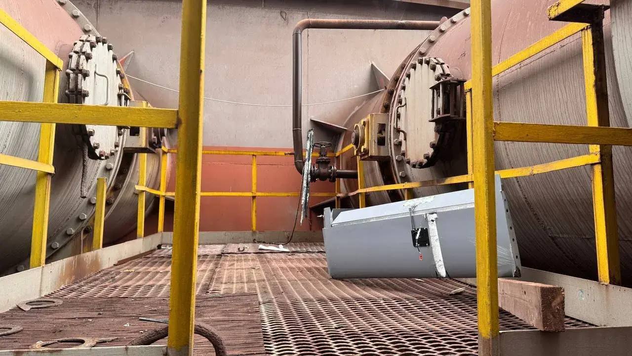 Было видно зарево: в оккупированном Алчевске атакован металлургический завод. Видео