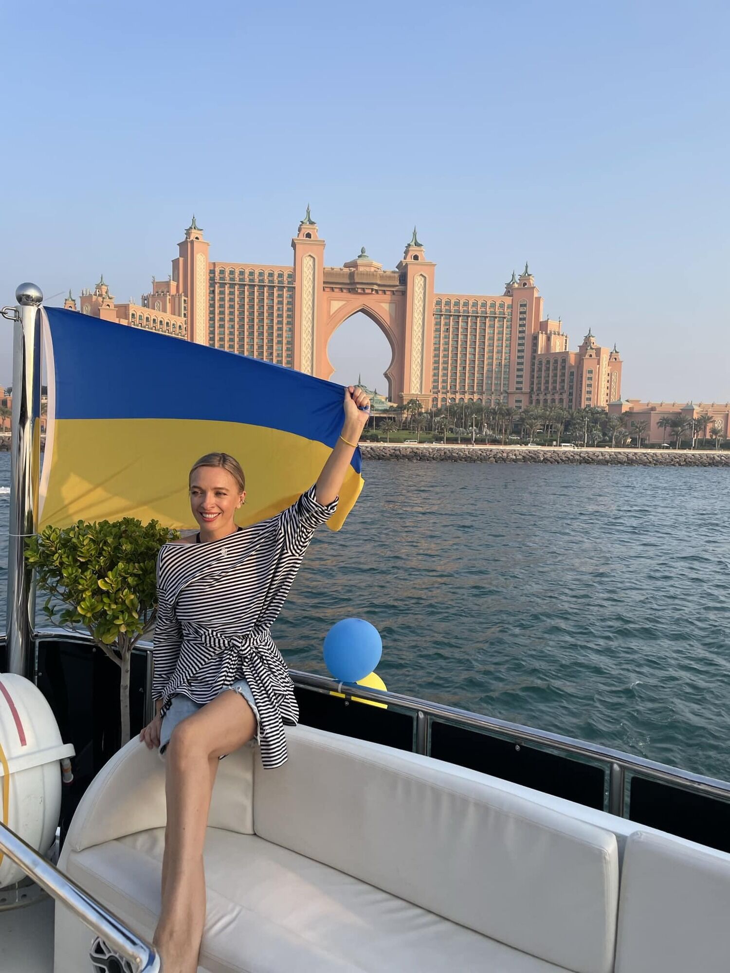 "Багато з того, що розганяють медіа, неправда". Василіса Фролова – про Дубай під вибухами, штраф у 2 млн за фото в Instagram та консервацію з України