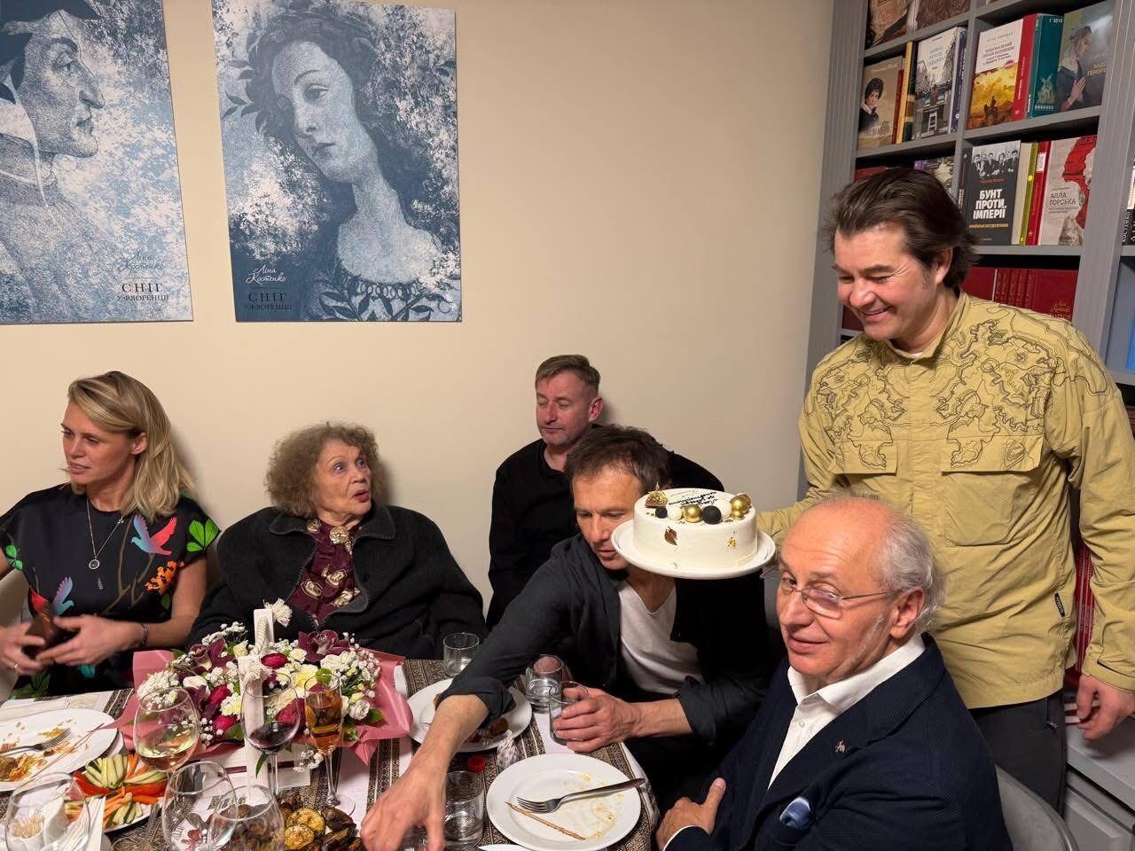Стало известно, кого легендарная Лина Костенко пригласила на свое 96-летие: среди гостей Ада Роговцева, Портников и нардеп