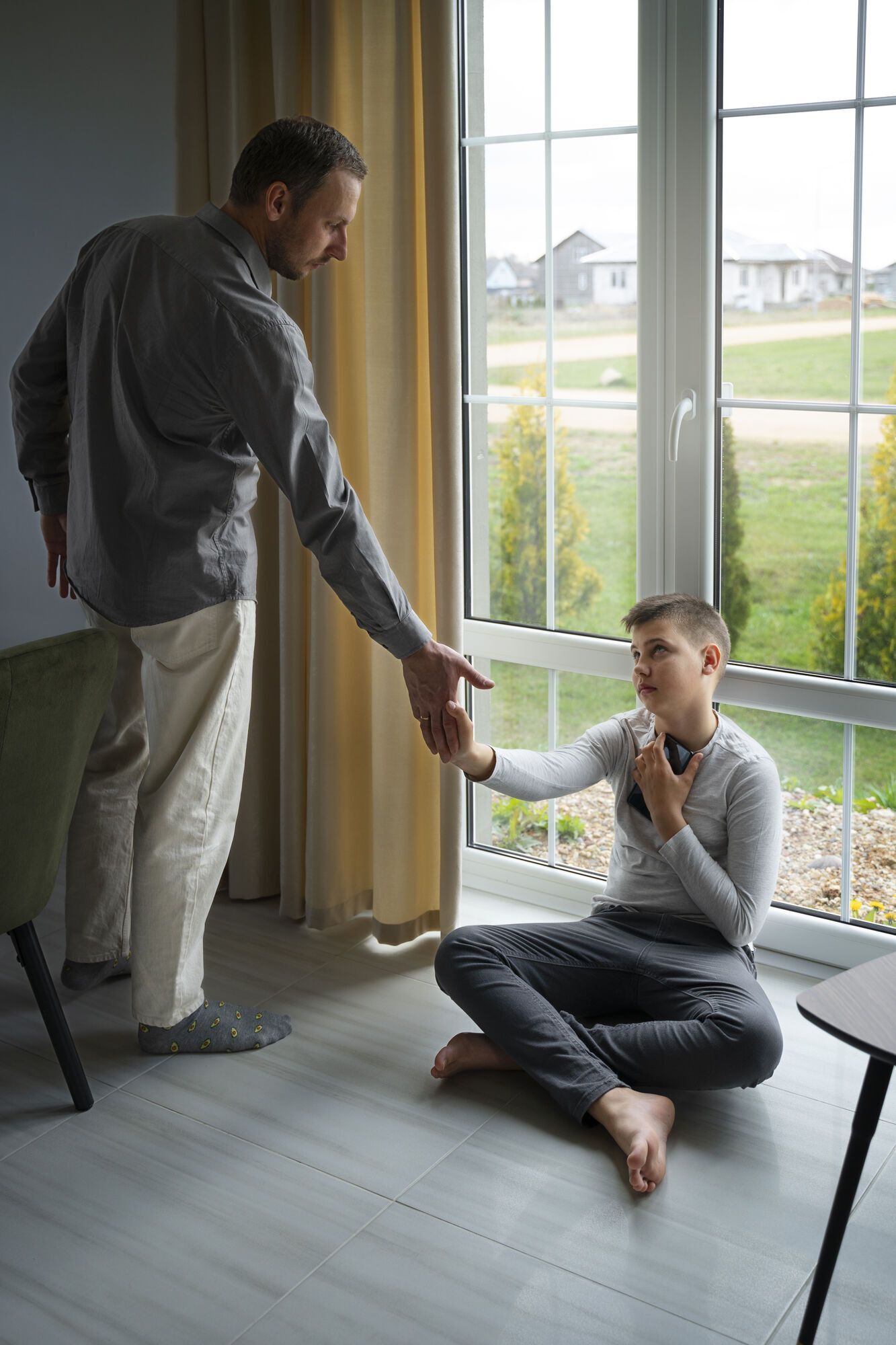 Психолог назвала три слова, после которых дети перестают делиться переживаниями: родители часто говорят эту фразу