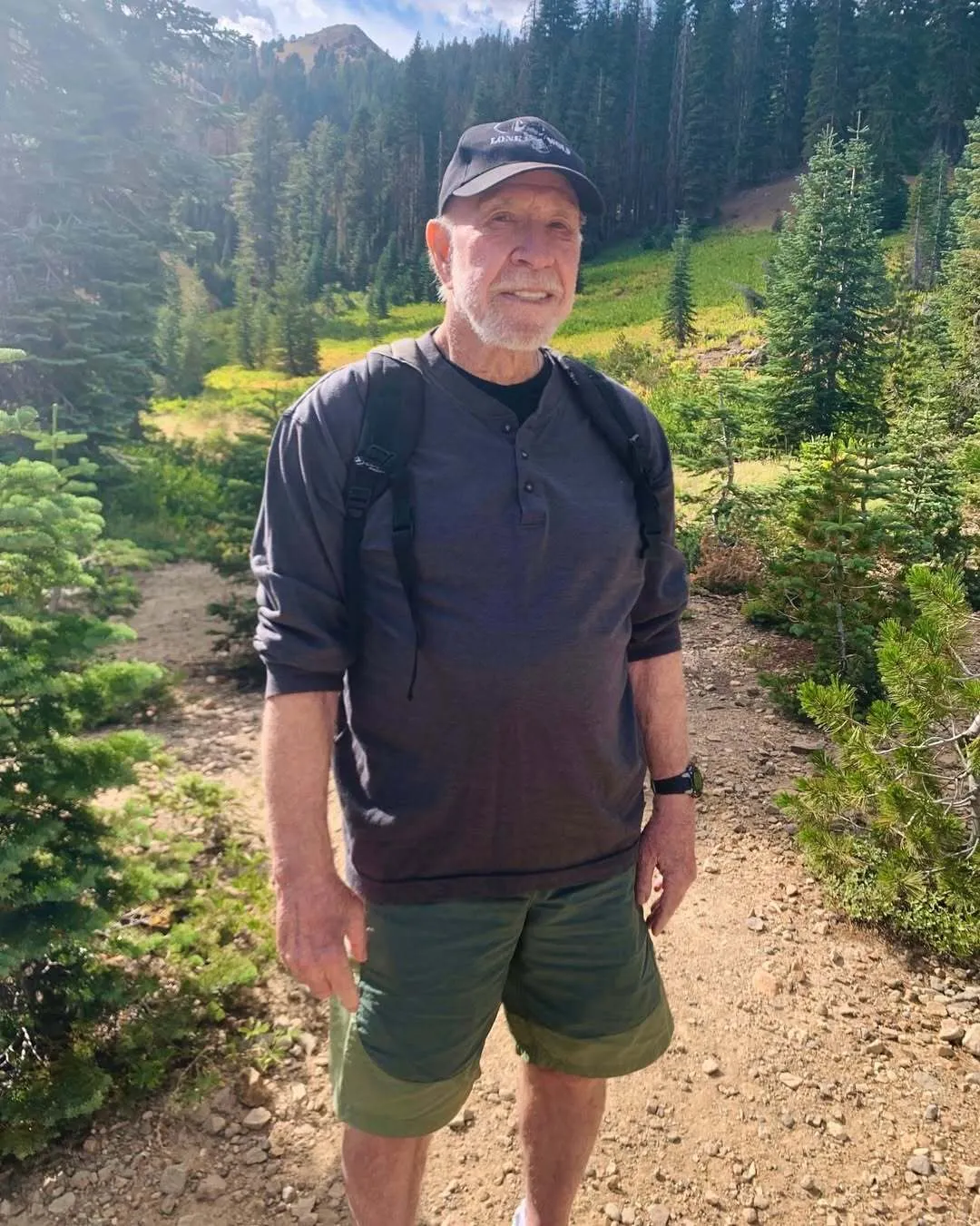 С 86-летним Чаком Норрисом случилось несчастье на Гавайях: актера госпитализировали