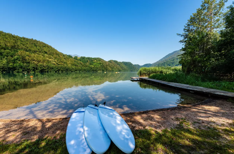 Лучшие озера Европы для летнего отпуска: топ направлений