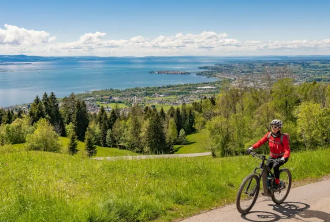 Лучшие озера Европы для летнего отпуска: топ направлений