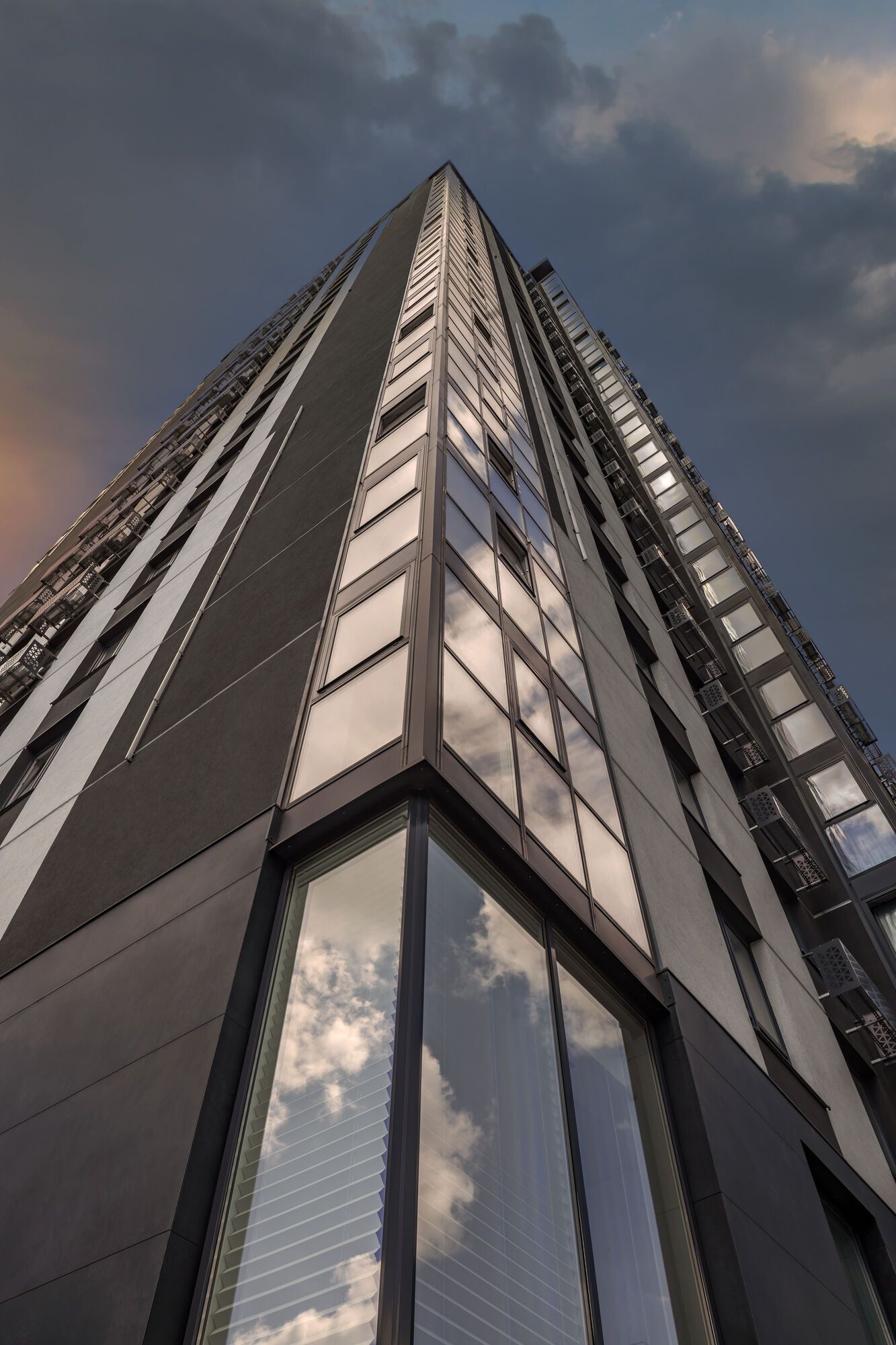 Як зберегти і примножити свої гроші: топ-6 ідей для інвестицій від провідних компаній України