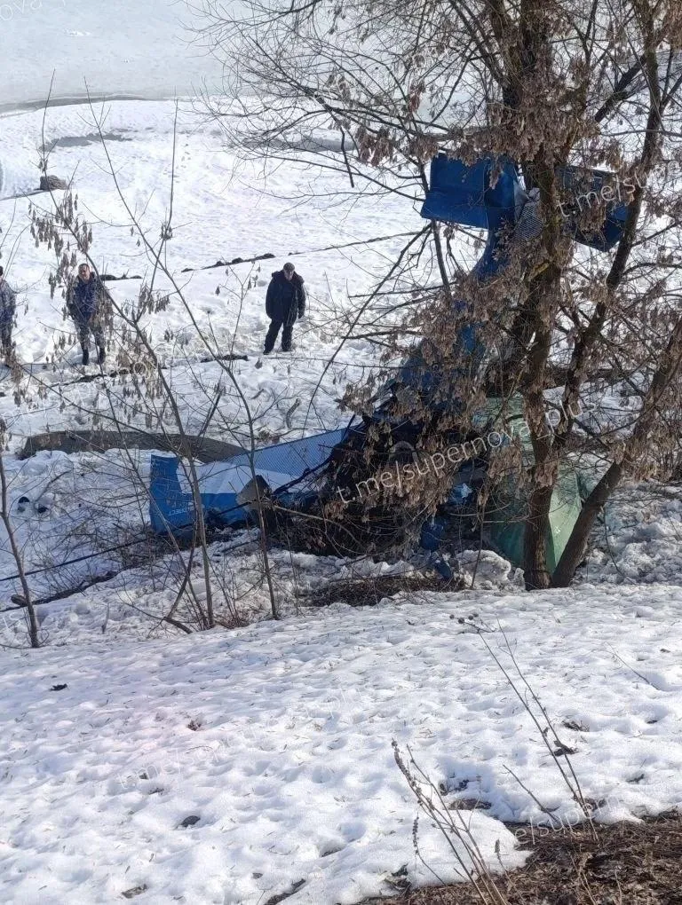 Перепутали с украинским дроном: в Подмосковье ПВО сбила самолет с двумя россиянами на борту. Фото