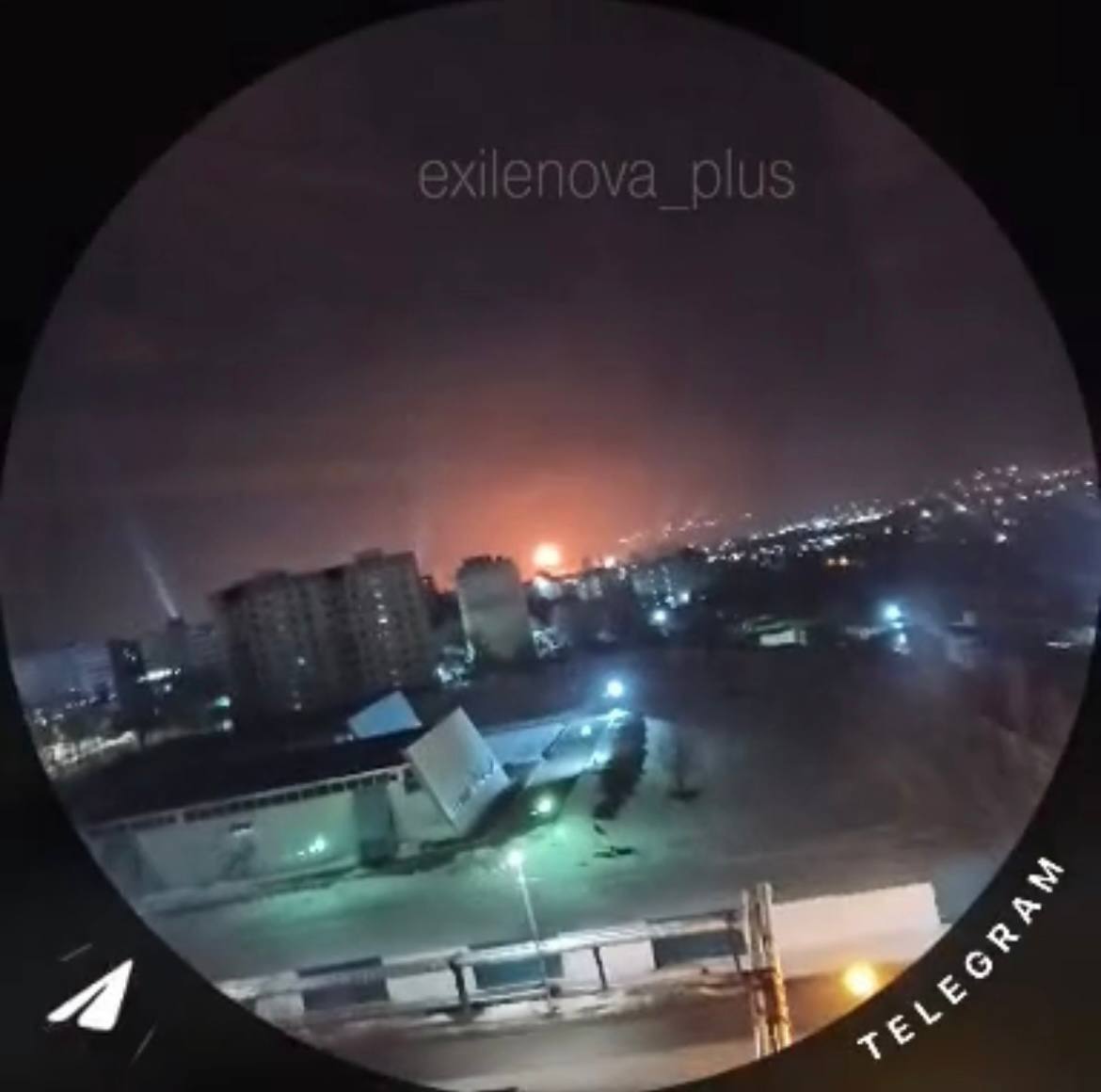 Пропал свет: в Саратове и Энгельсе гремели взрывы, обстрел заблокировал работу аэропорта. Фото и видео