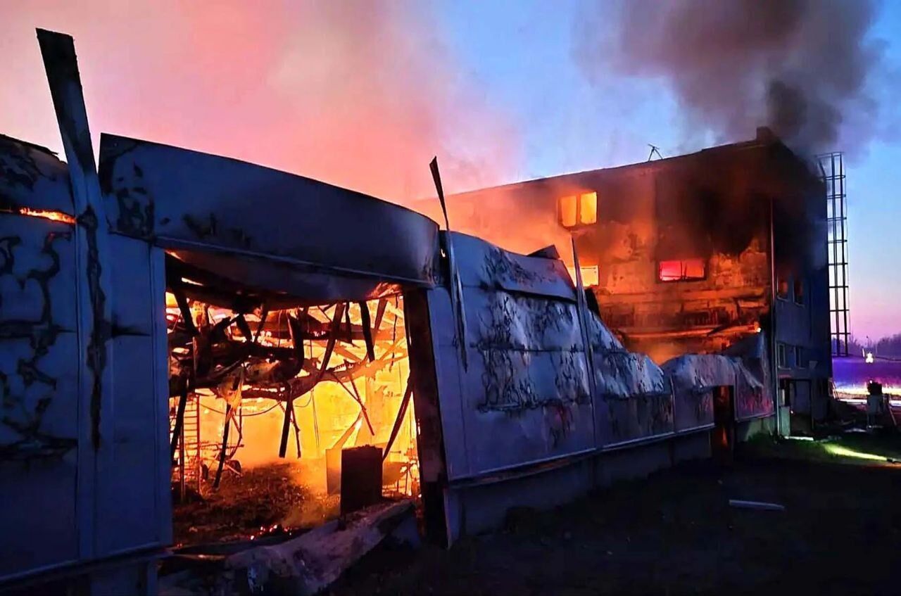 На заводі, який підпалили в Чехії, виготовляли дрони для України – медіа
