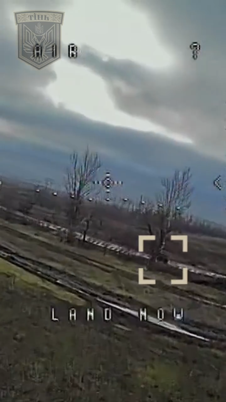 Смертельные "покатушки": военные показали, как ловко уничтожили оккупанта на квадроцикле. Видео