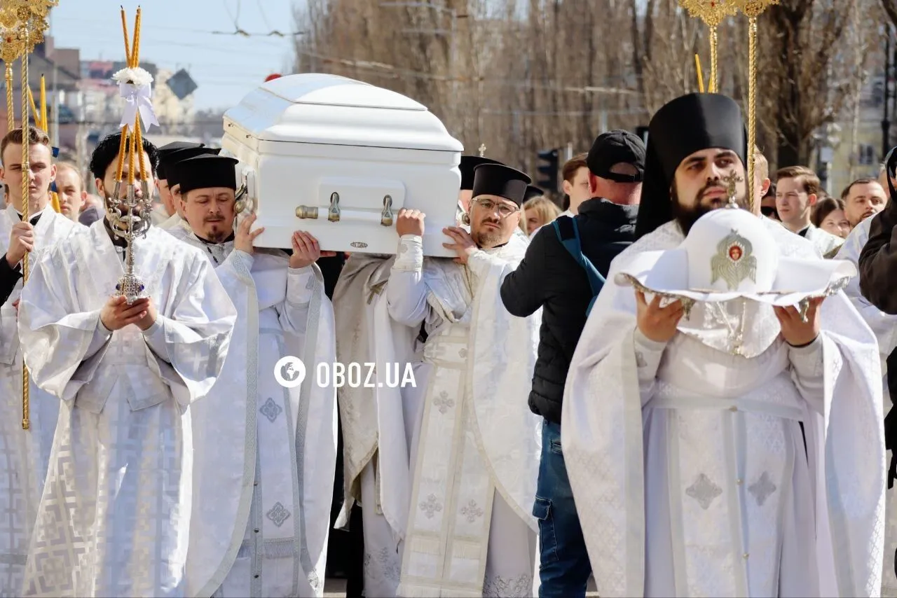 Украинцы прощаются с патриархом Филаретом: все детали, фото и онлайн-трансляция