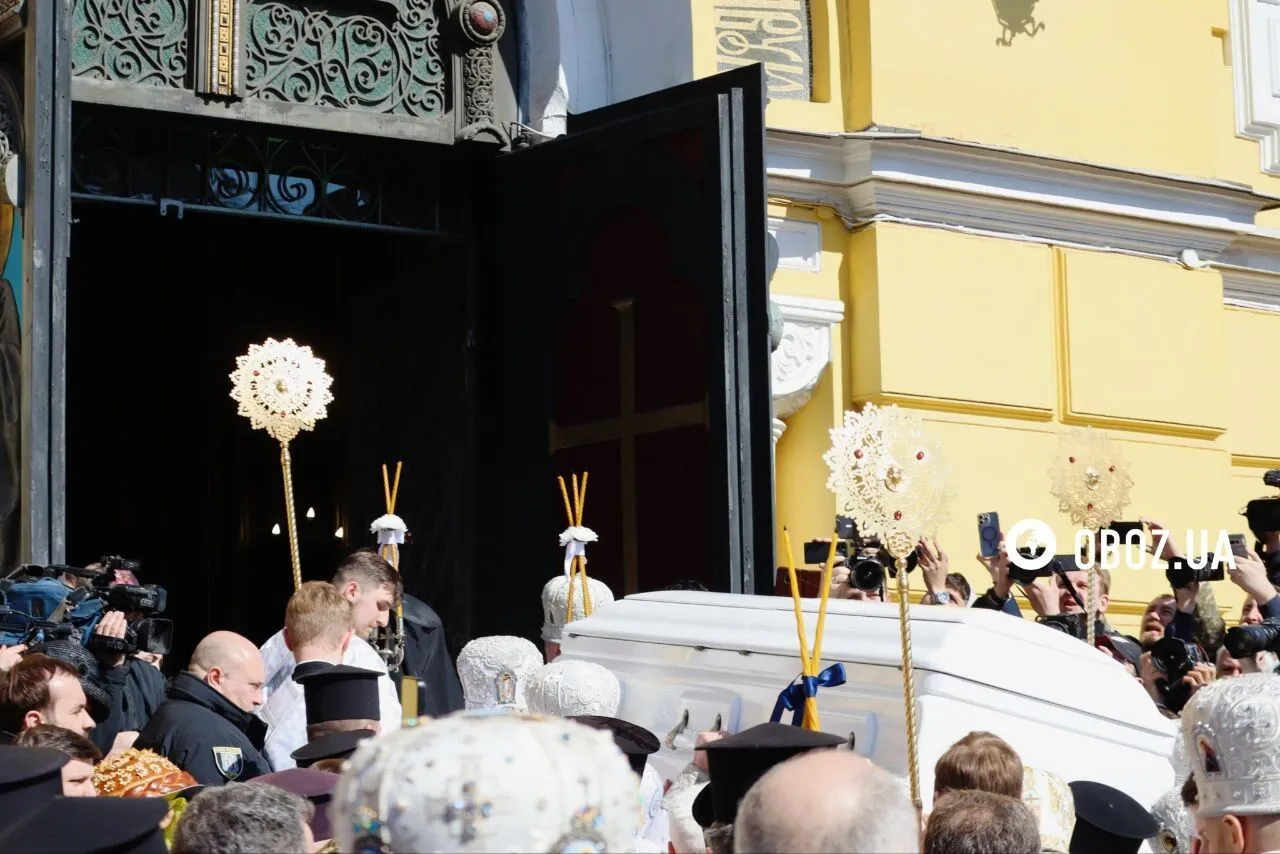 Украинцы прощаются с патриархом Филаретом: все детали, фото и онлайн-трансляция