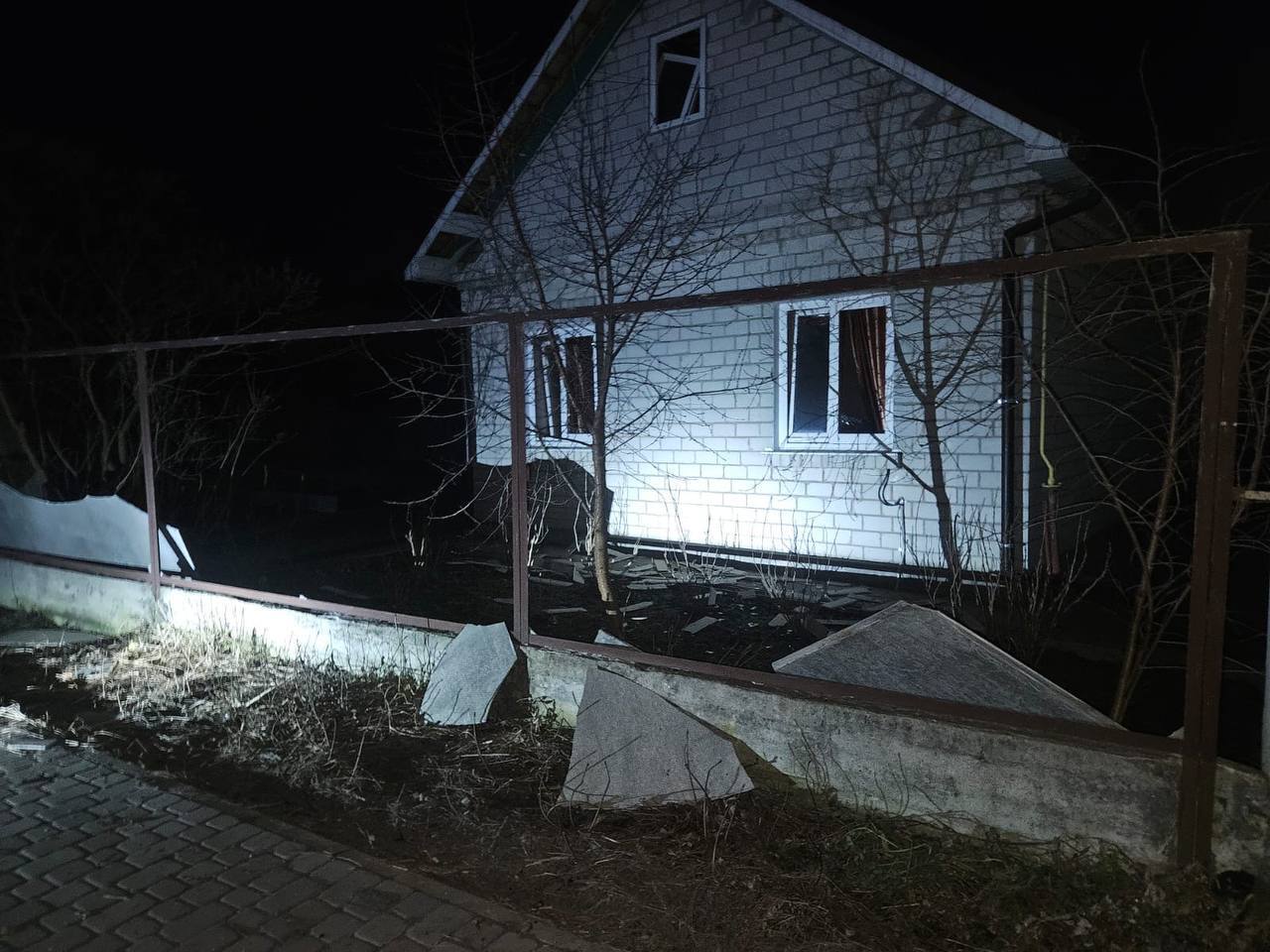 Російські дрони атакували Київщину: пошкоджені 3 підприємства. Фото