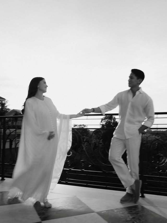 Принц Брунею, який був найбажанішим холостяком Азії, показав перше офіційне фото із новонародженою донькою