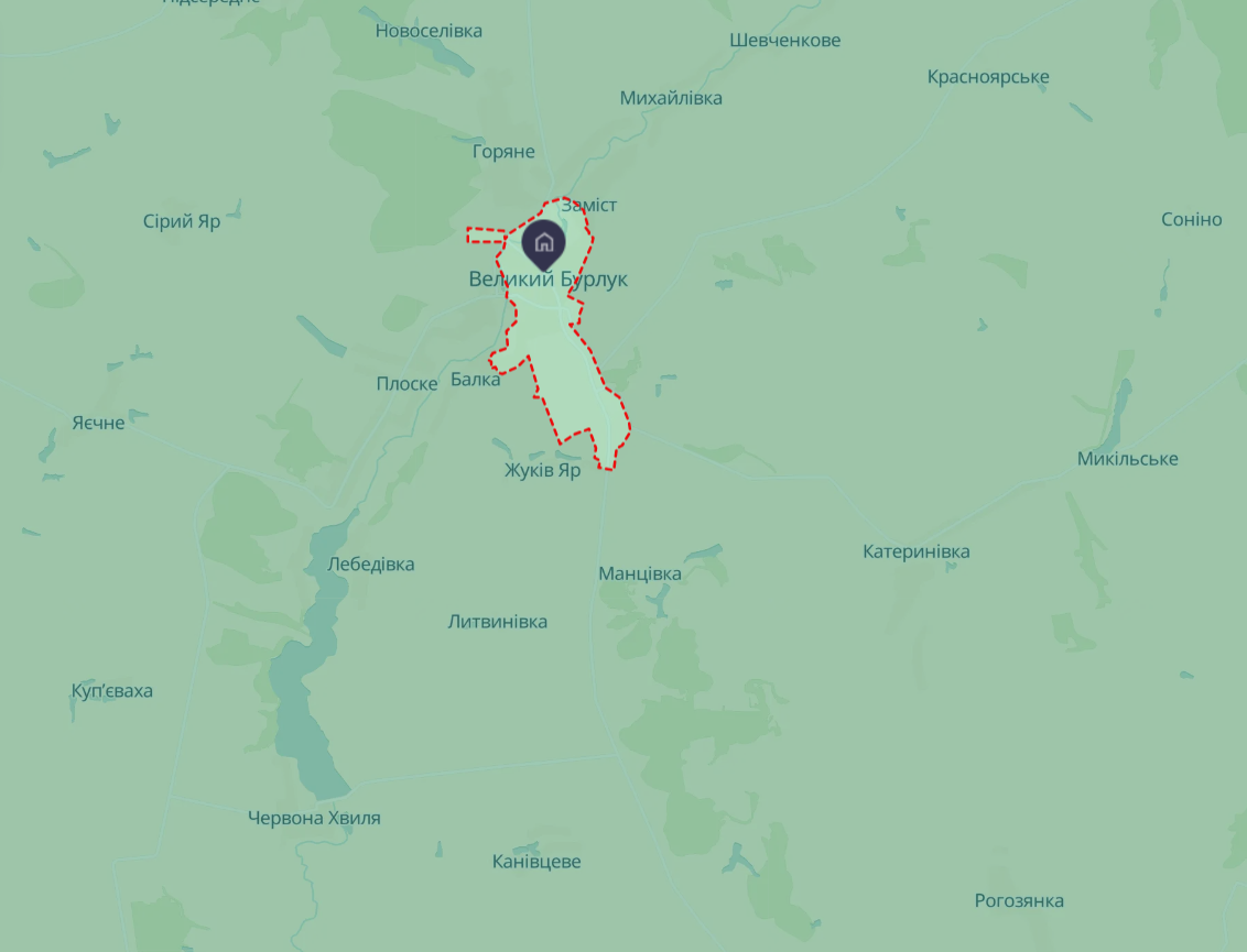 Оккупанты атаковали медучреждение на Харьковщине: разгорелся пожар. Фото