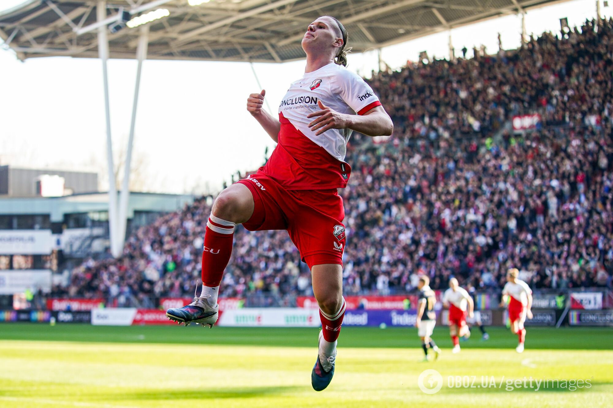 Футболист сборной Украины установил исторический рекорд в Нидерландах. Видео