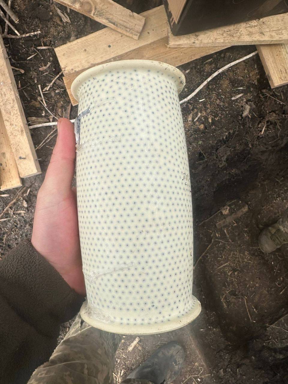 "Всередині крутий акумулятор": Флеш показав новий рідкісний російський дрон, який збили ЗСУ. Фото