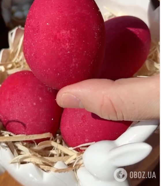 Як пофарбувати великодні яйця червоним вином: ділимося технологією