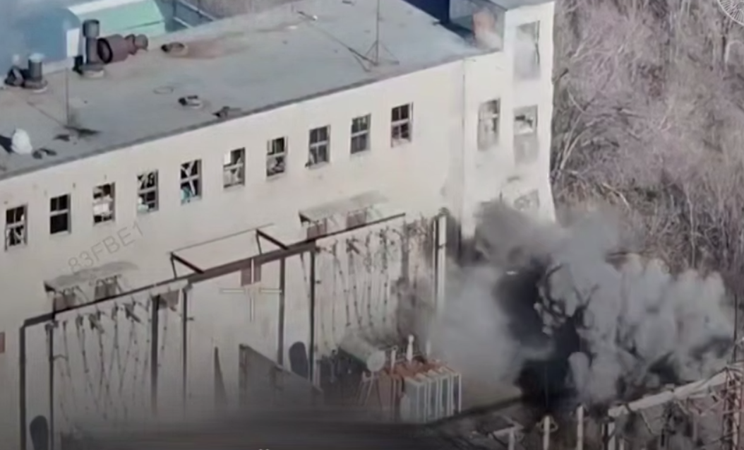 Окупанти намагалися закріпитися в міській забудові Костянтинівки, але поплатились. Відео