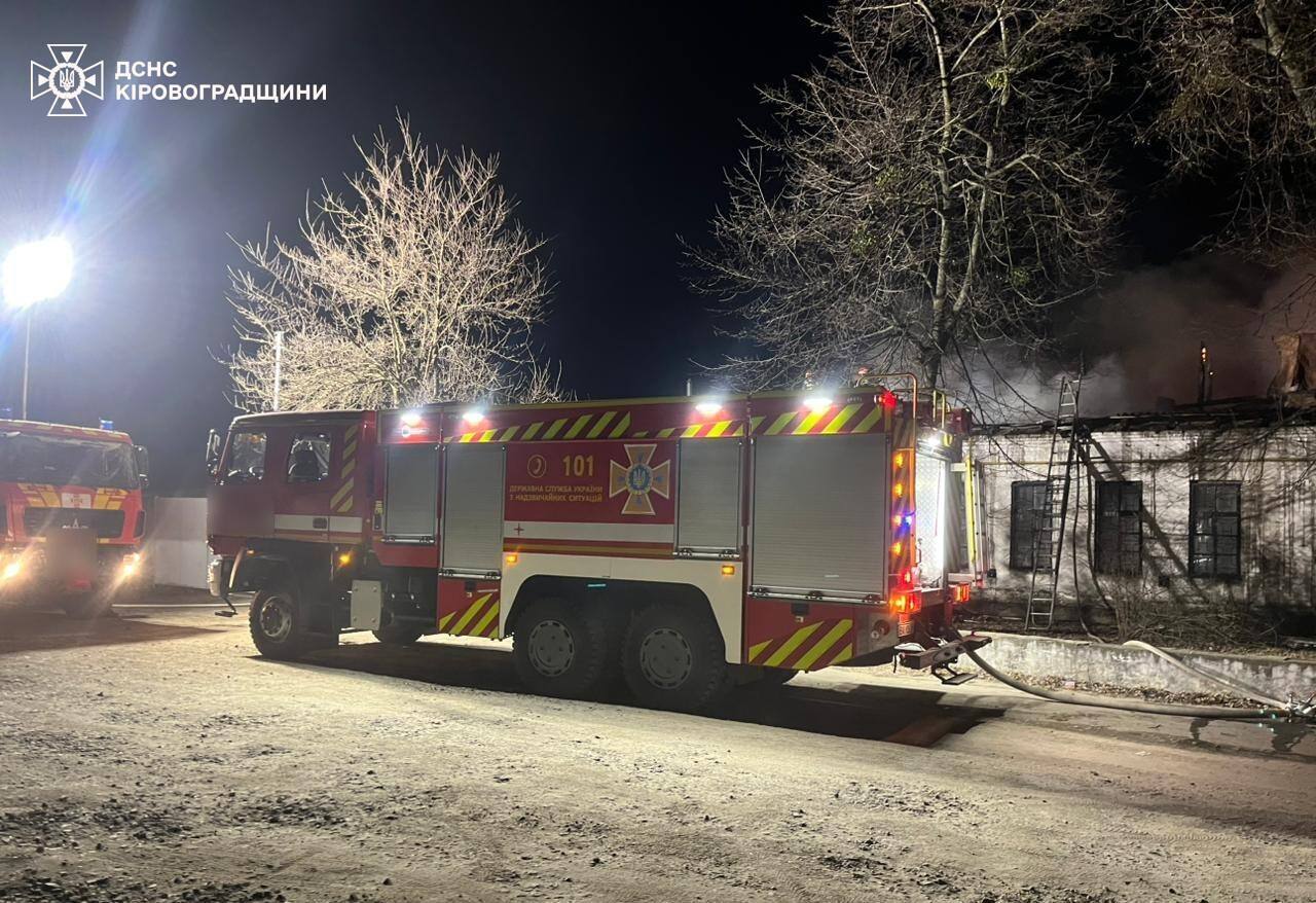 Ворог атакував Кіровоградщину: пошкоджено приватні будинки, є постраждалі. Фото