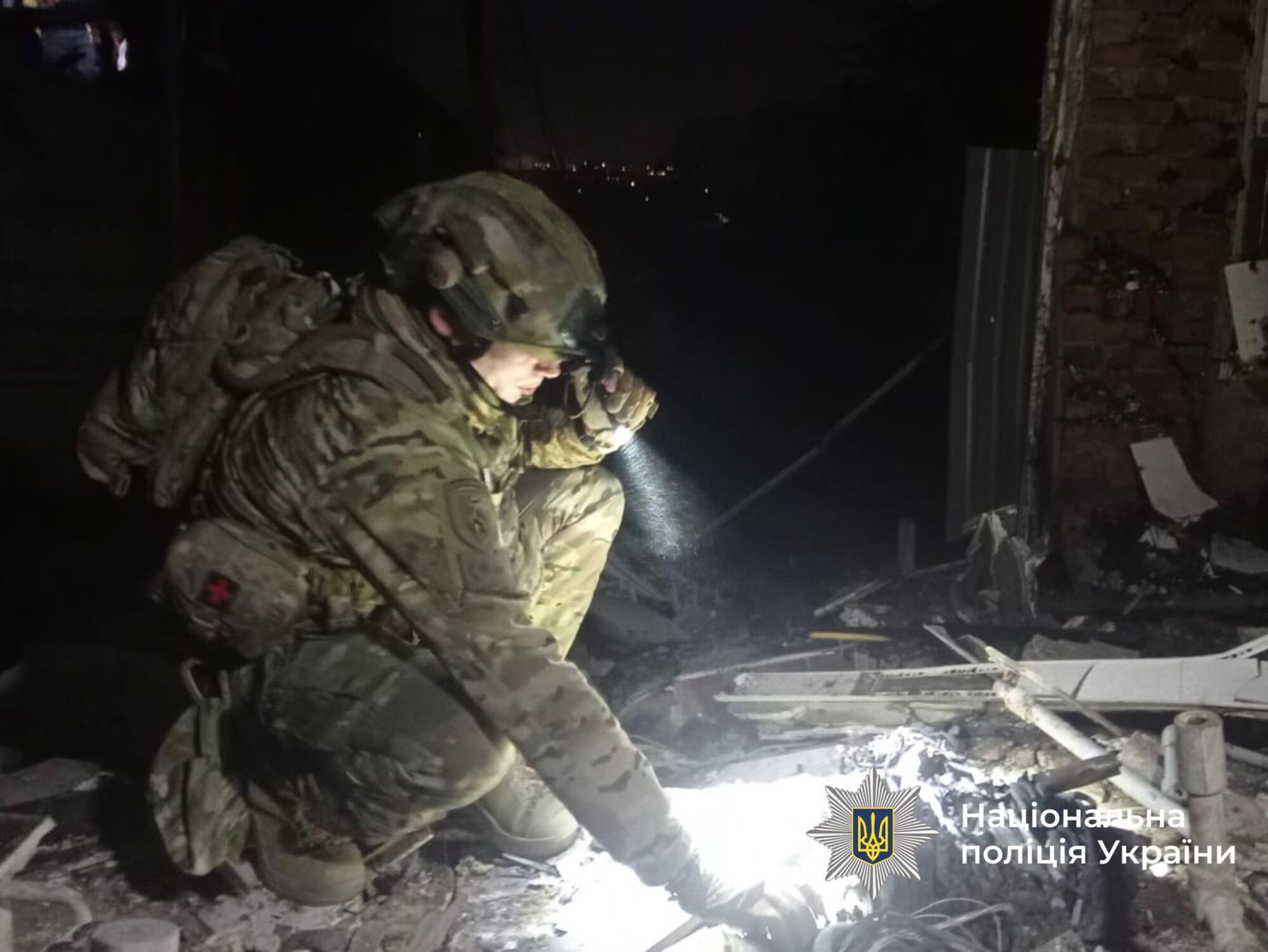 РФ посреди дня запустила сотни дронов по Украине: пострадал роддом в Ивано-Франковске, погибли люди. Все подробности