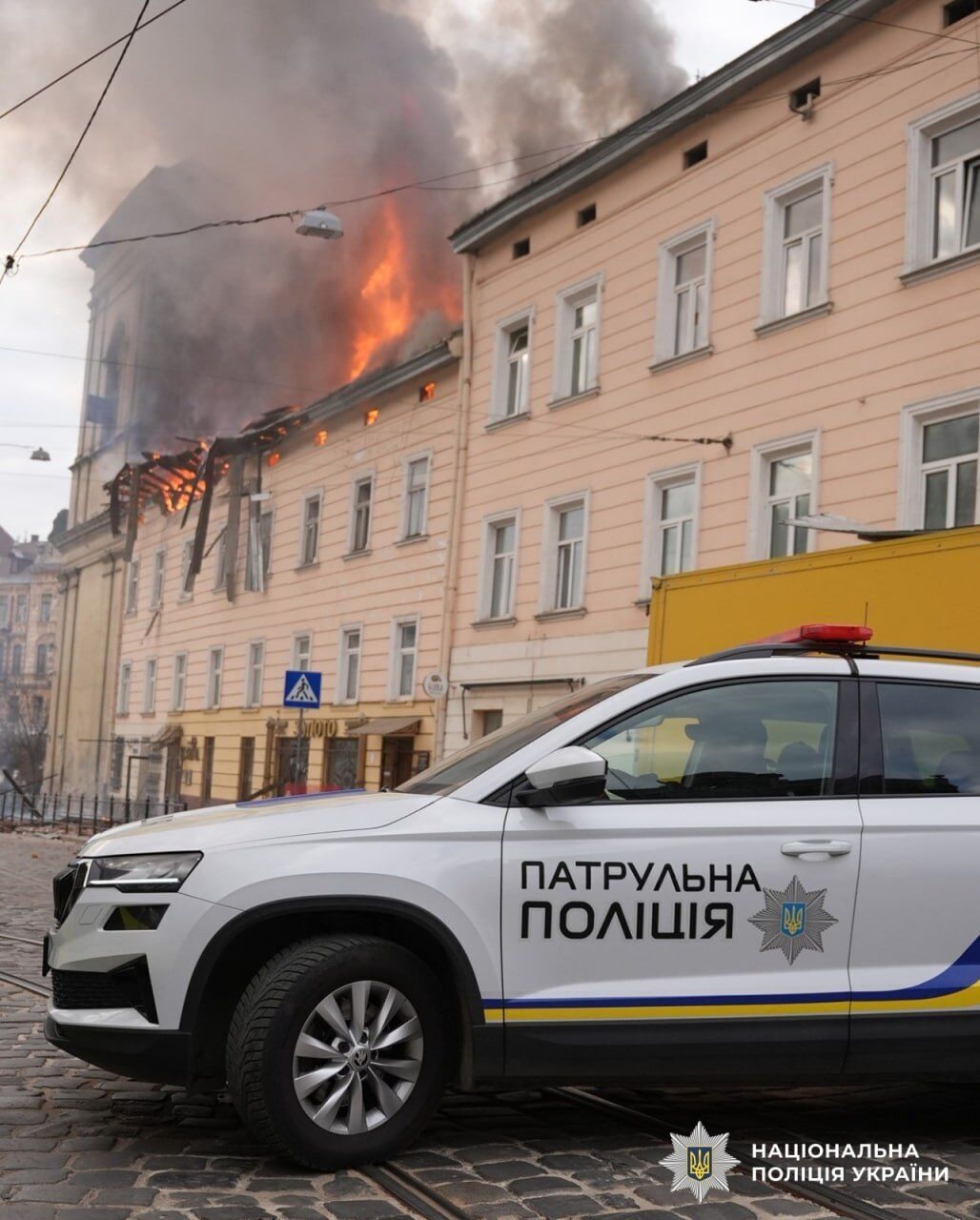 РФ посреди дня запустила сотни дронов по Украине: пострадал роддом в Ивано-Франковске, погибли люди. Все подробности