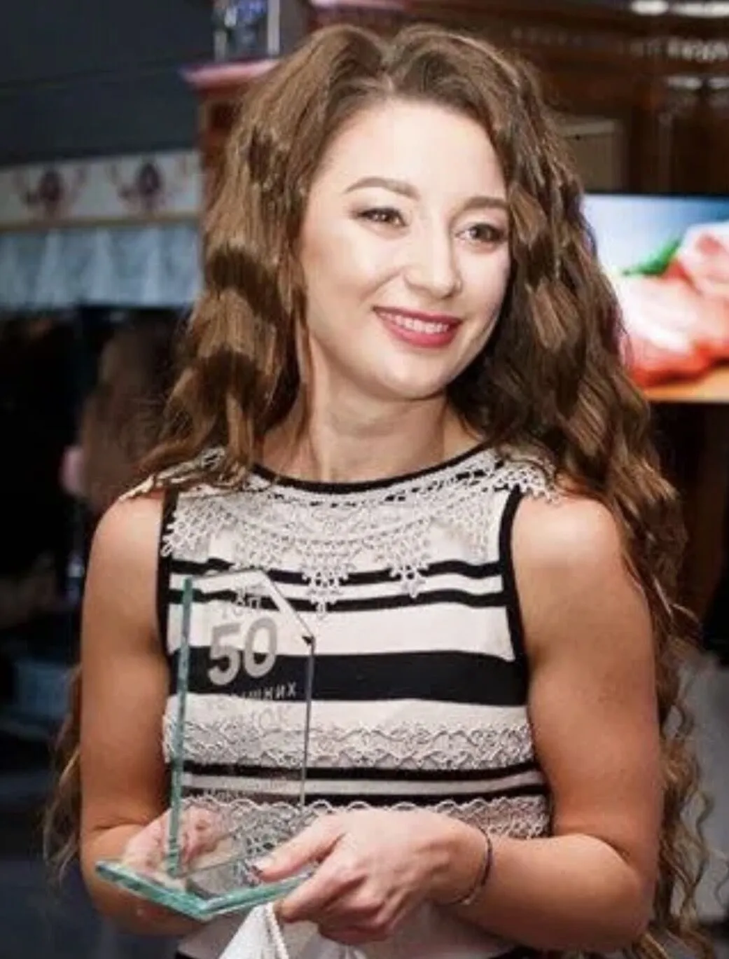 "Склали присягу на вірність": до якої країни переїхали близькі родичі нардепа-втікача