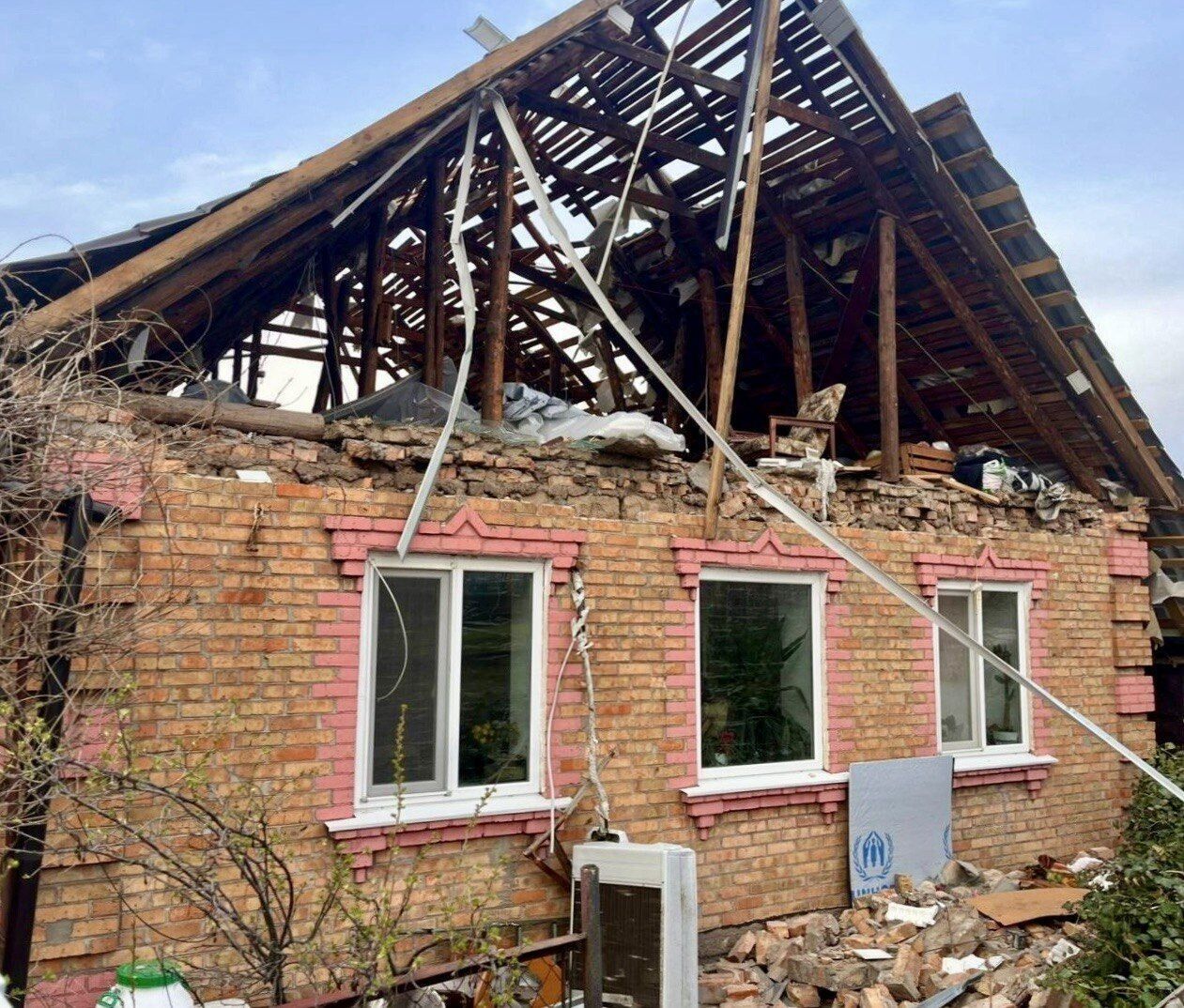 Оккупанты атаковали Украину десятками ракет и почти 400 БПЛА: силы ПВО сбили 390 целей