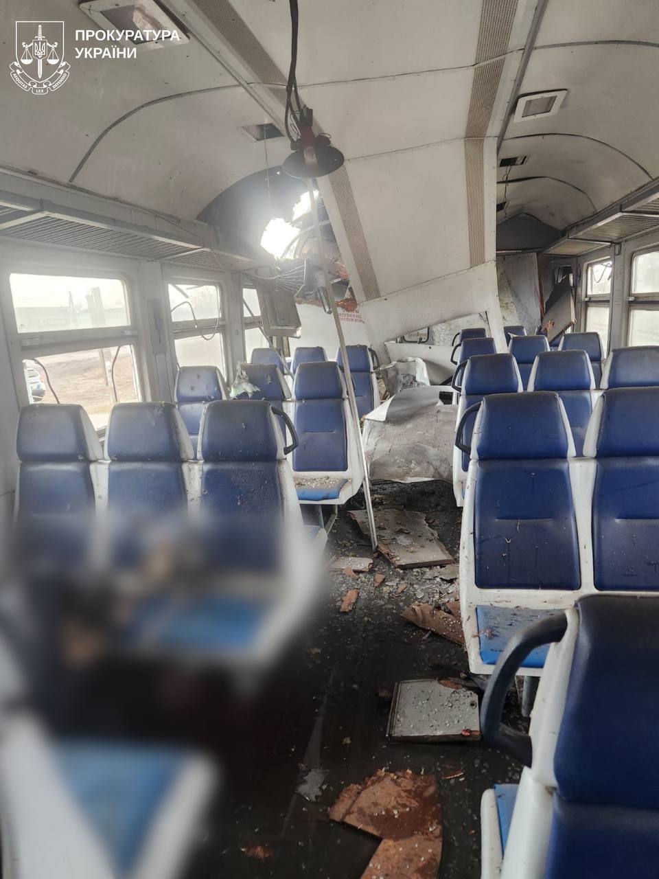 На Харьковщине российский дрон попал в электропоезд: погиб человек, есть пострадавшие. Фото