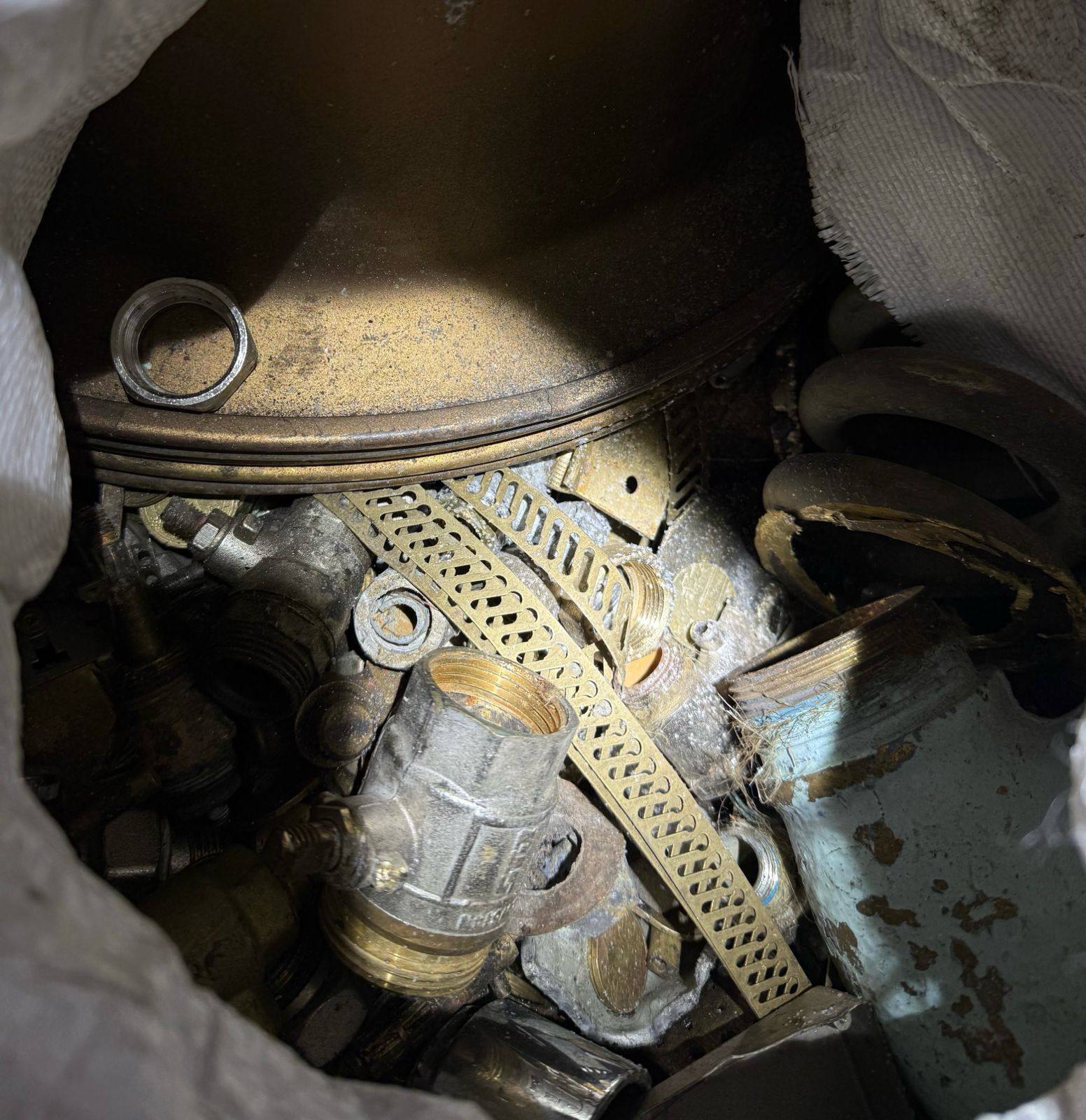 Митники не дали вивезти з України мідний металобрухт