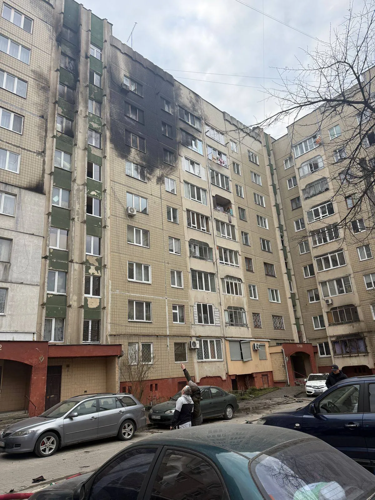 Російські дрони атакували Львів серед білого дня: у центрі міста пошкоджено будинки і церкву. Фото і відео