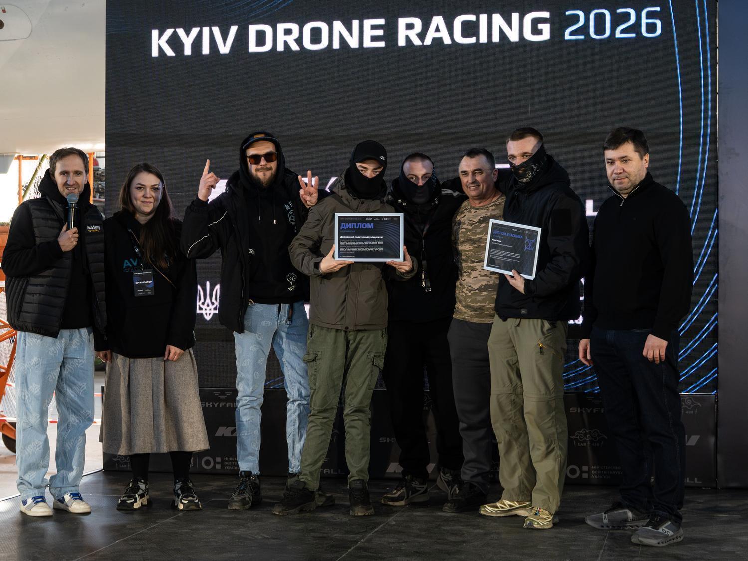 Пілотували легендарні SHRIKE: у Києві відкрили сезон студентських FPV-перегонів