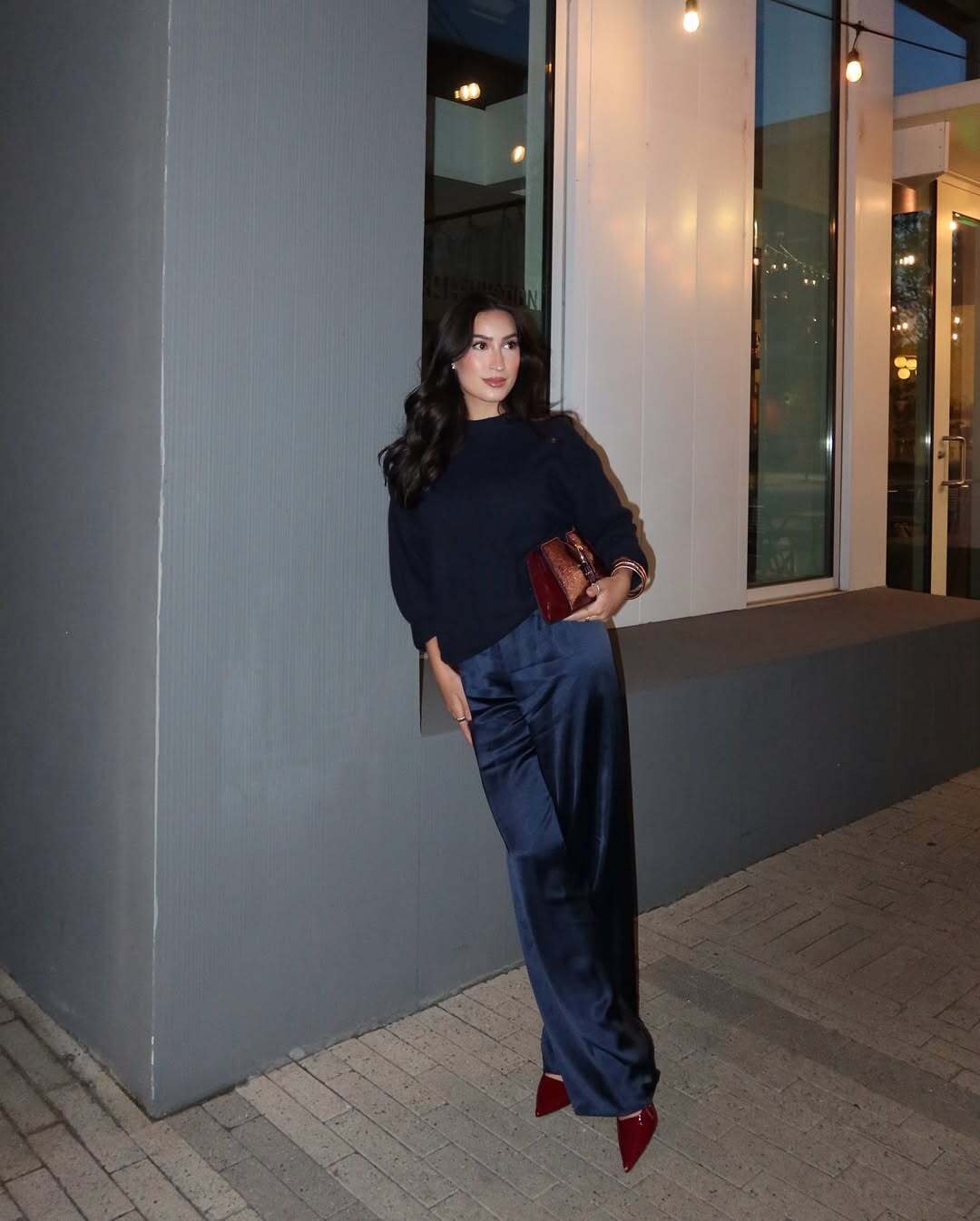 Элегантная альтернатива джинсам: эксперты назвали самую модную пару брюк на весну 2026