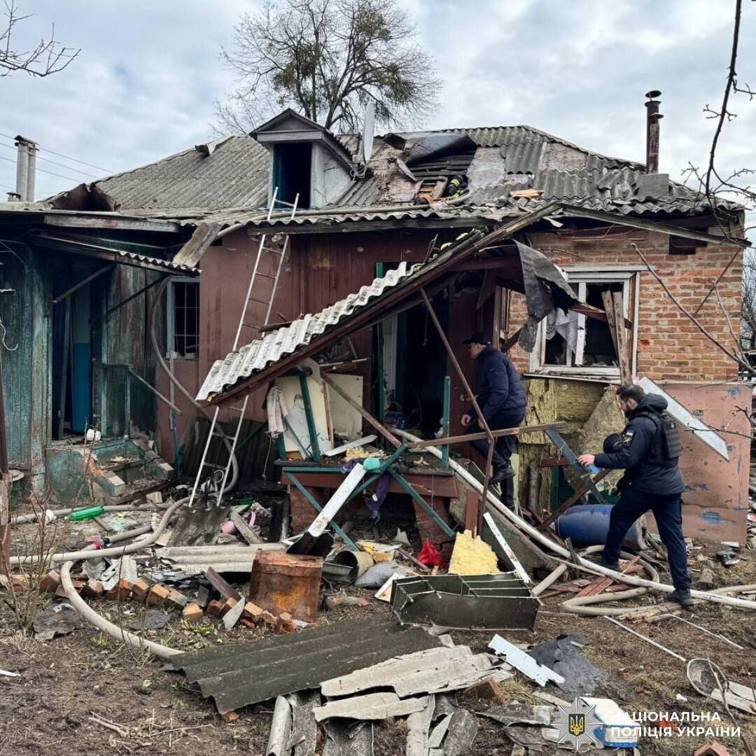 Оккупанты ударили по Харькову: произошли пожары, есть пострадавшие. Фото и видео