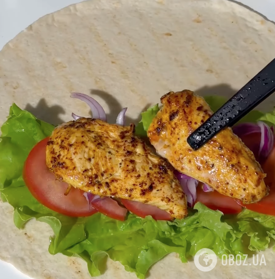 Що приготувати з лаваша: ділимося рецептом ситної страви за лічені хвилини