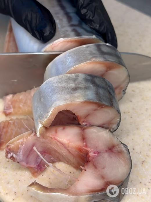 Вкусный шашлык из скумбрии для праздничного стола: делимся легким рецептом