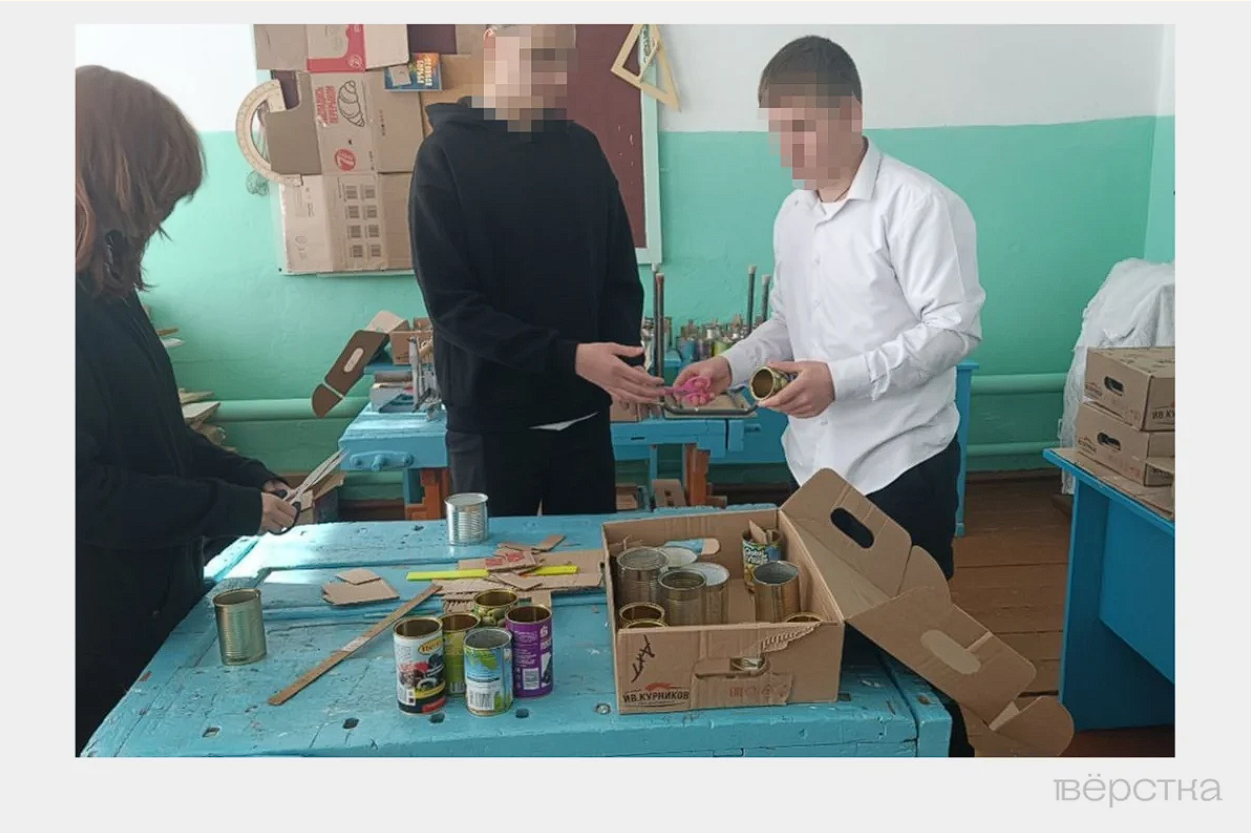 В России школьников заставляют работать на нужды армии: всплыли подробности