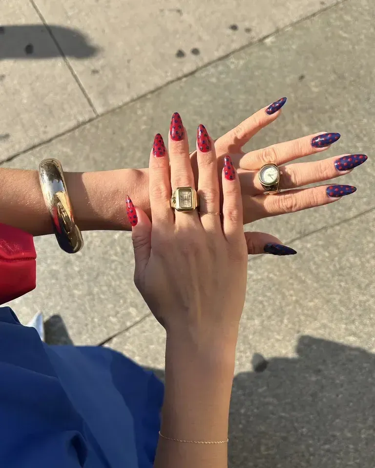 "Ягодные ногти" – модный тренд весны: как выглядит маникюр, который уже заполонил соцсети