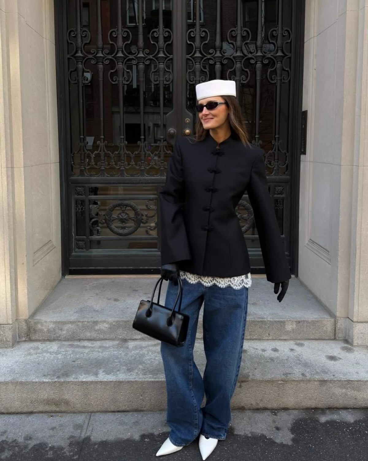 Винтажные джинсы снова в моде: 6 трендовых моделей