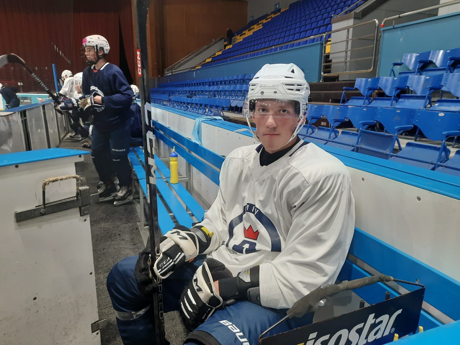 Колишній хокеїст київського клубу підозрюється в підпалах на користь Росії