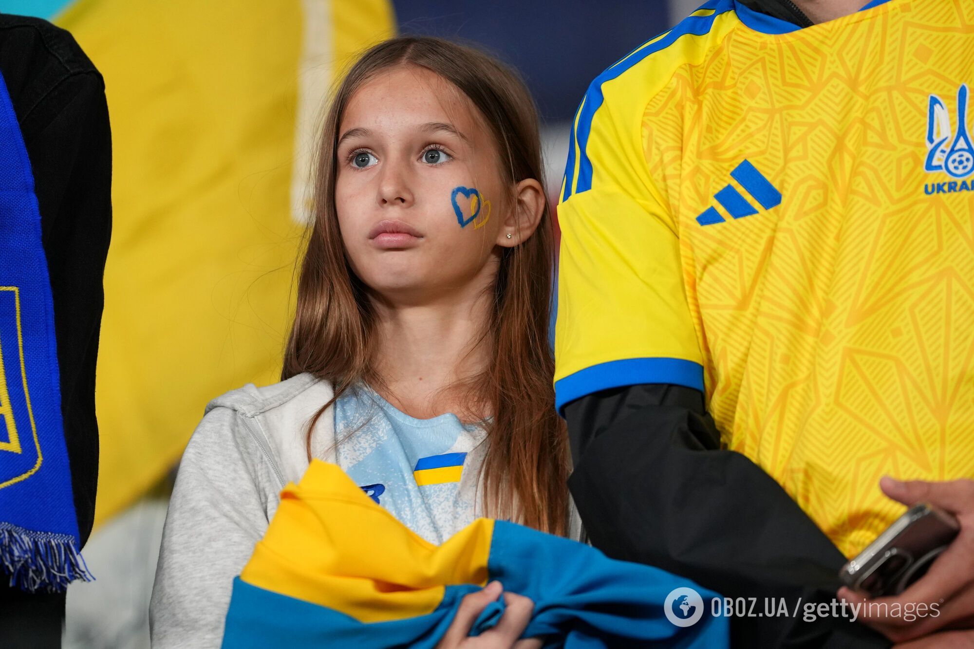 Стадион в Испании фантастически исполнил гимн Украины перед матчем со Швецией в плей-офф отбора на ЧМ-2026. Видео