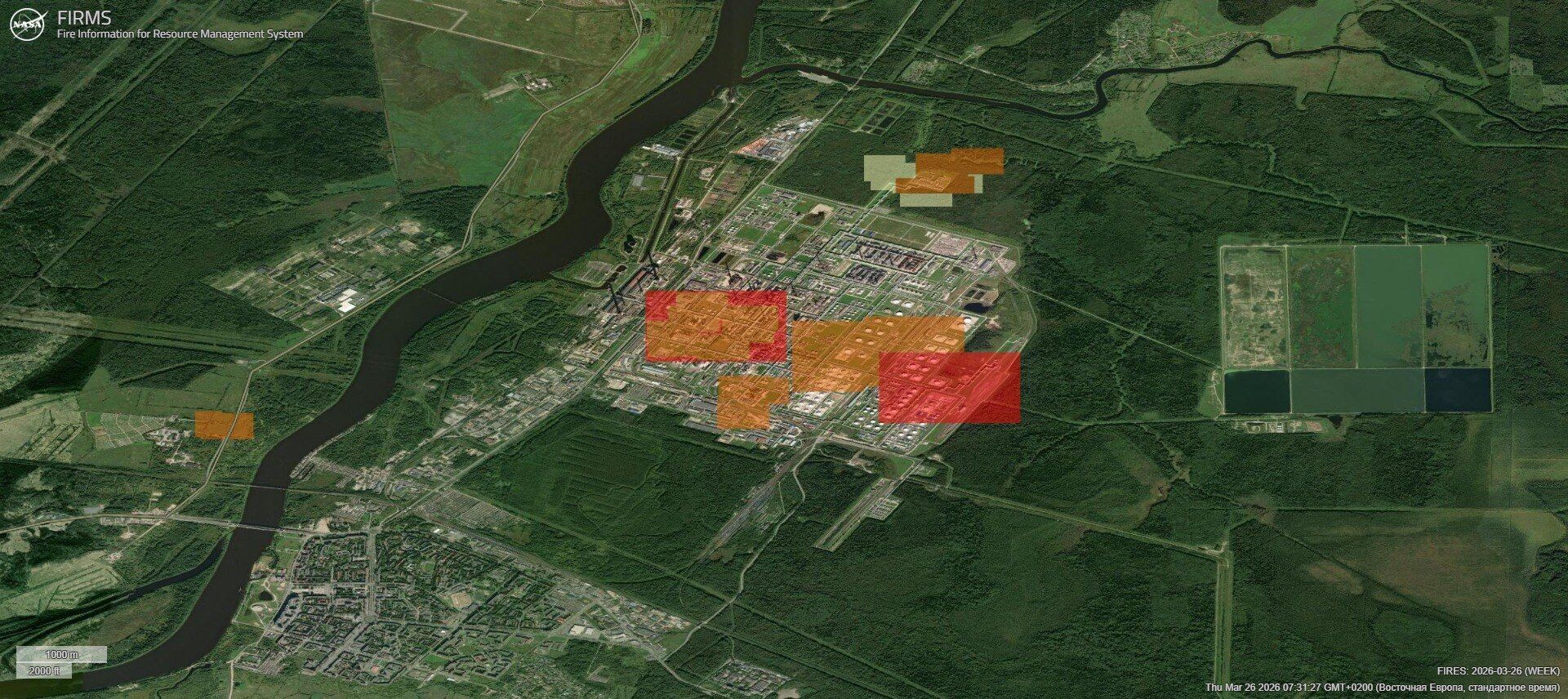 Дрони атакували Киришський НПЗ, сталась пожежа: це один із ключових заводів Росії. Відео