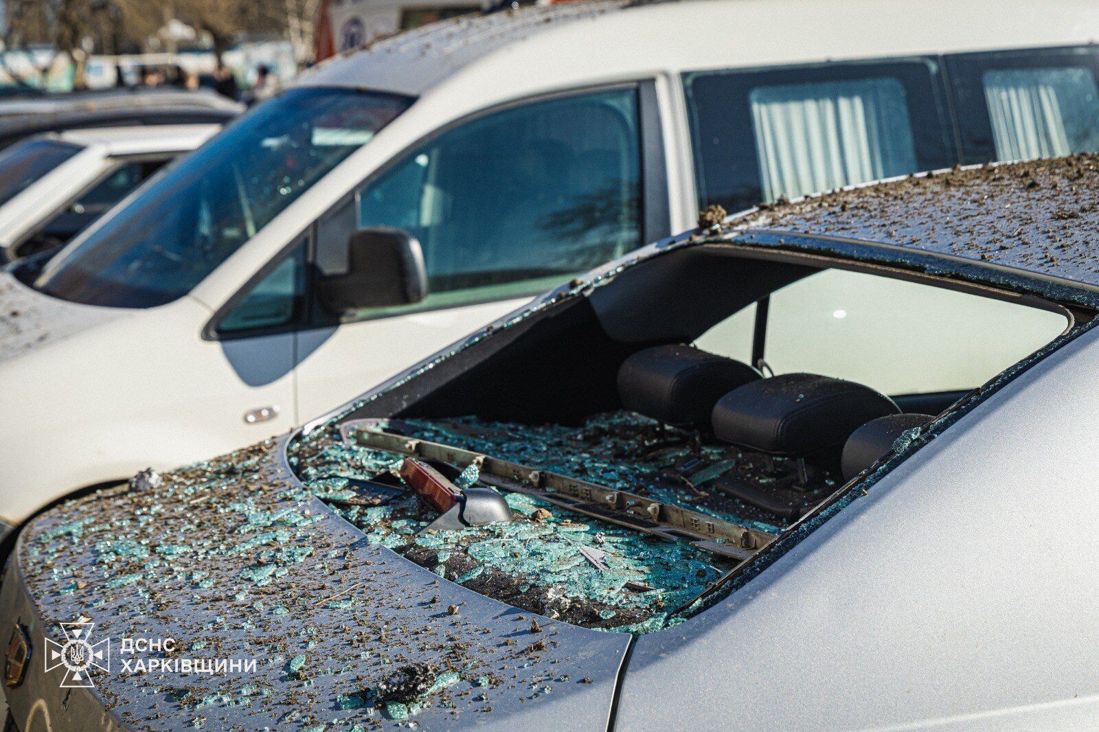 Окупанти вдарили по Харкову, зафіксовано приліт біля будинків і ресторану: є постраждалі. Фото